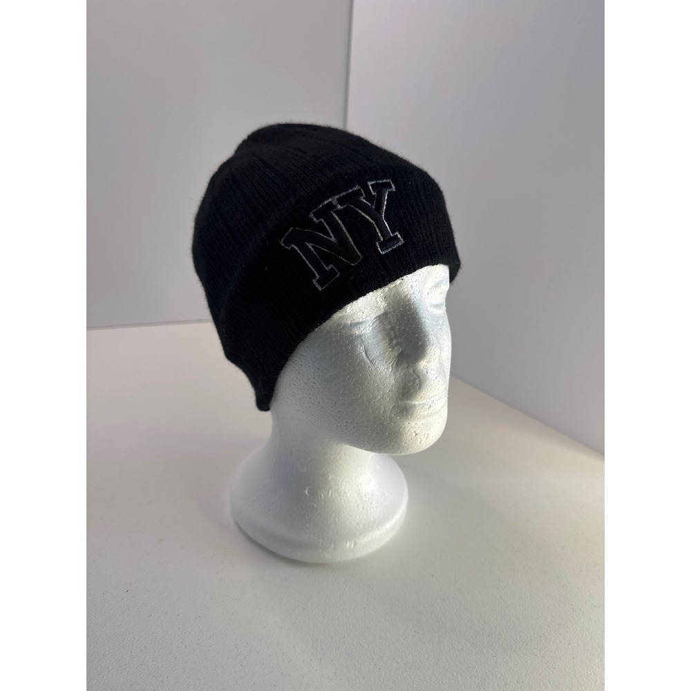 Black Ribbed Knit NY Embroidered Beanie Hat One Size City Style